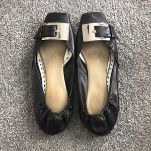 Leather ballet flats